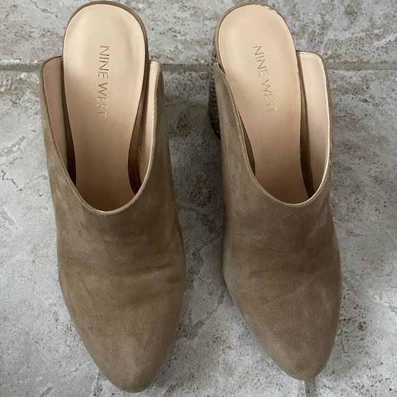 Tan sued mules with leopard coloured heel - Picture 2 of 4